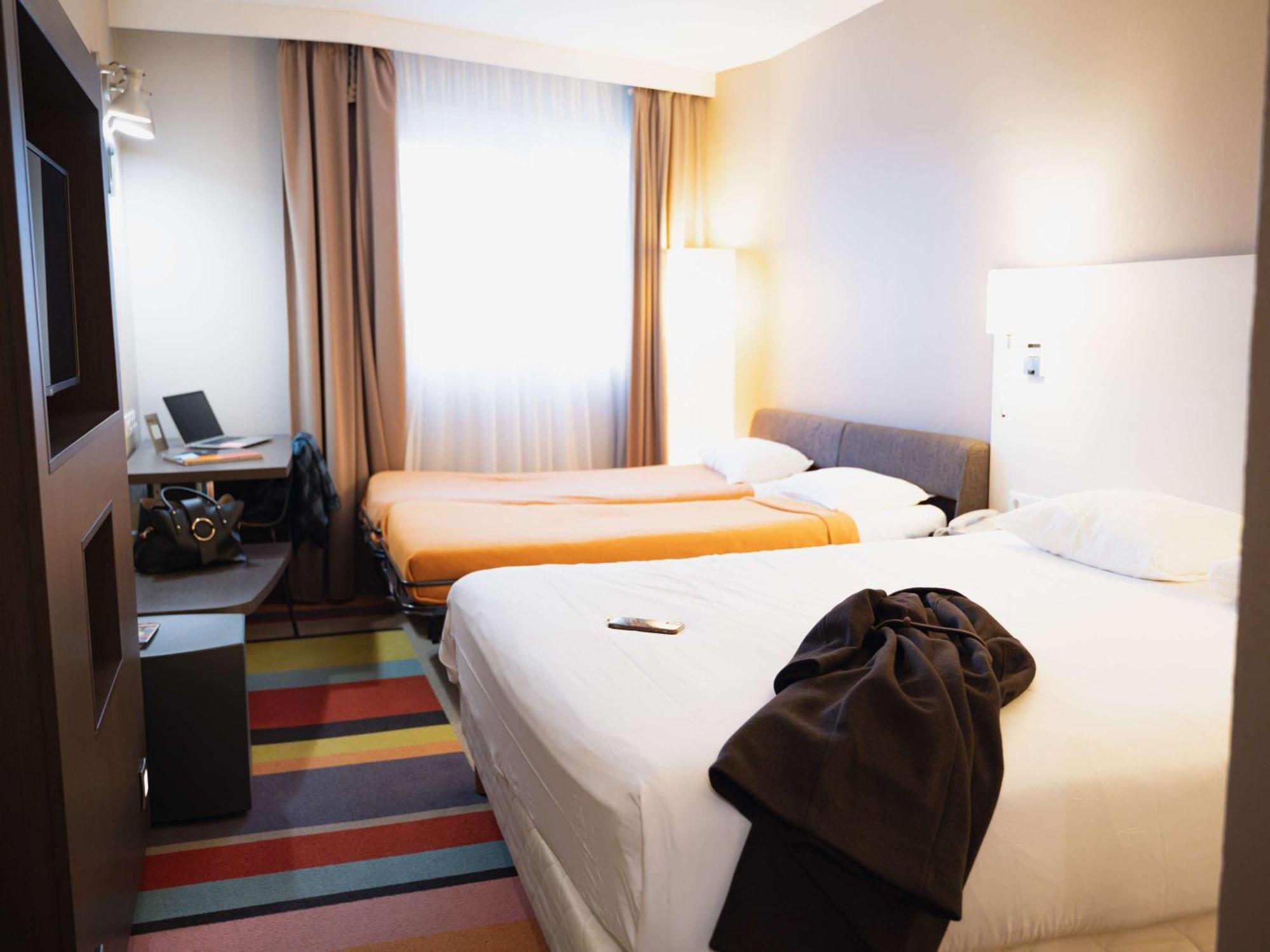 Hotel ibis Styles Lyon Sud Vienne Chasse-sur-Rhône Exterior foto
