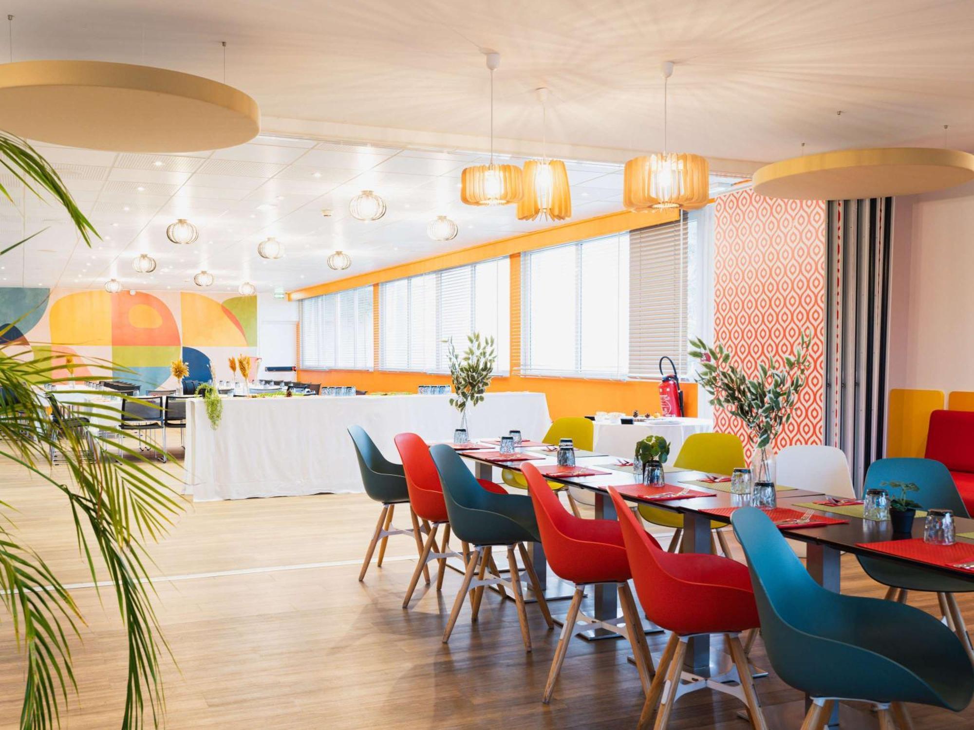 Hotel ibis Styles Lyon Sud Vienne Chasse-sur-Rhône Exterior foto