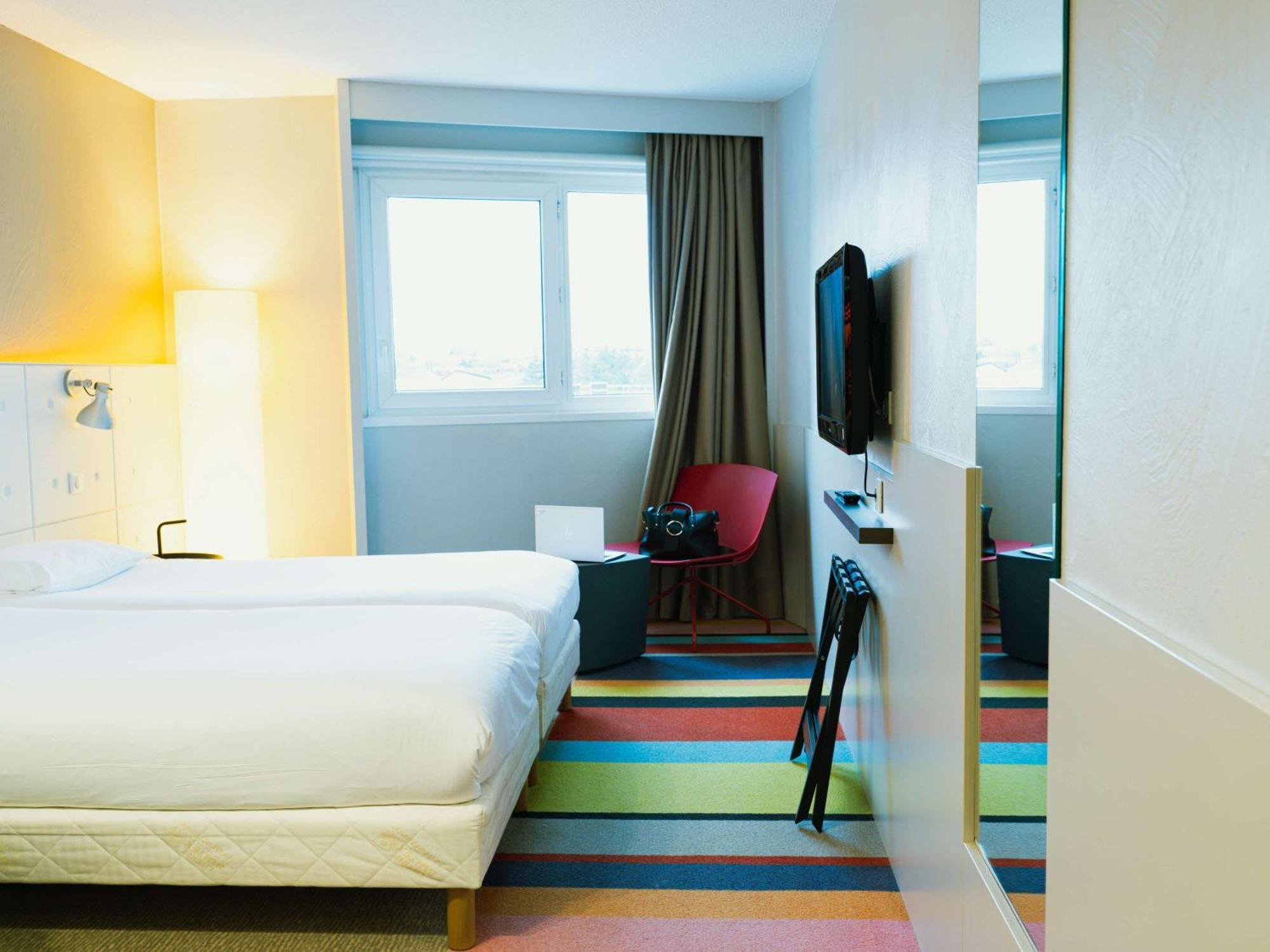 Hotel ibis Styles Lyon Sud Vienne Chasse-sur-Rhône Exterior foto